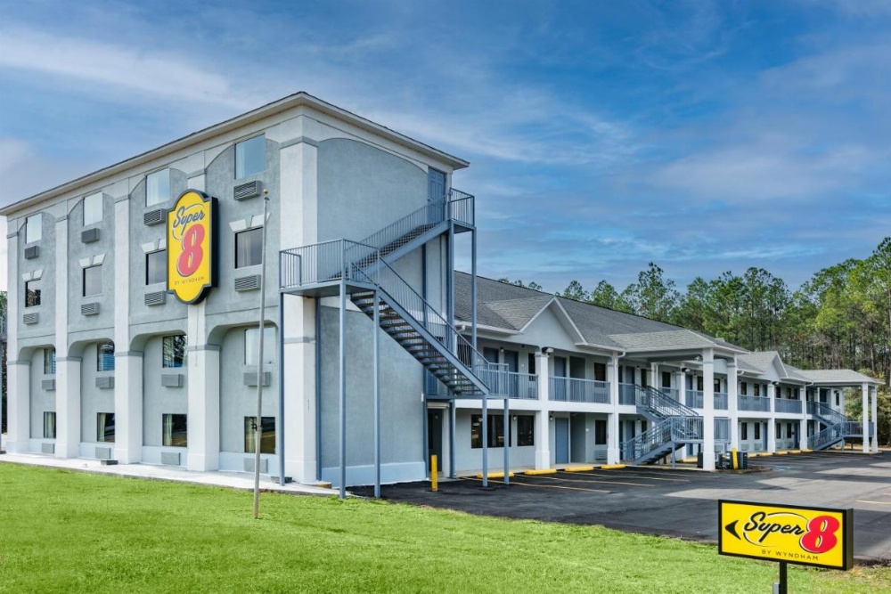 Super 8 by Wyndham Moss Point Image 18