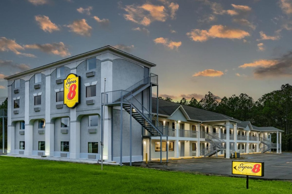 Super 8 by Wyndham Moss Point Image 24